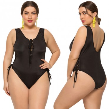 Bikini Plus Size One-Piece Swimsuit in Black