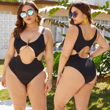 Hollow Backless Plus Size One-Piece Swimsuit in Black