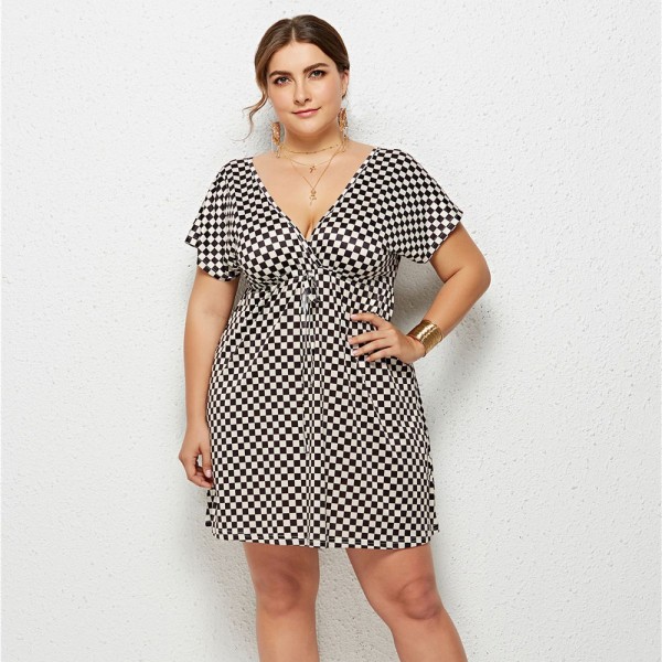 Summer Deep V Plus Size Dress with Black And White Grid
