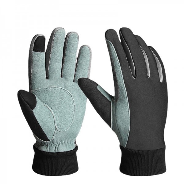 Outdoor Thermal Sports Gloves in Gray and Black