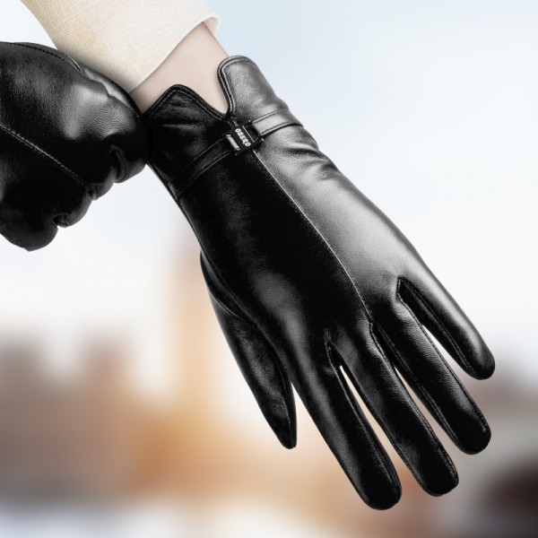 Winter Women's Windproof Thermal Gloves in Black