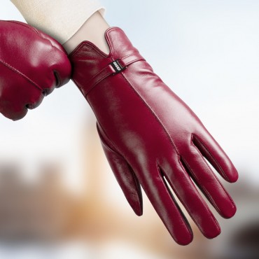 Winter Women's Windproof Thermal Gloves in Red
