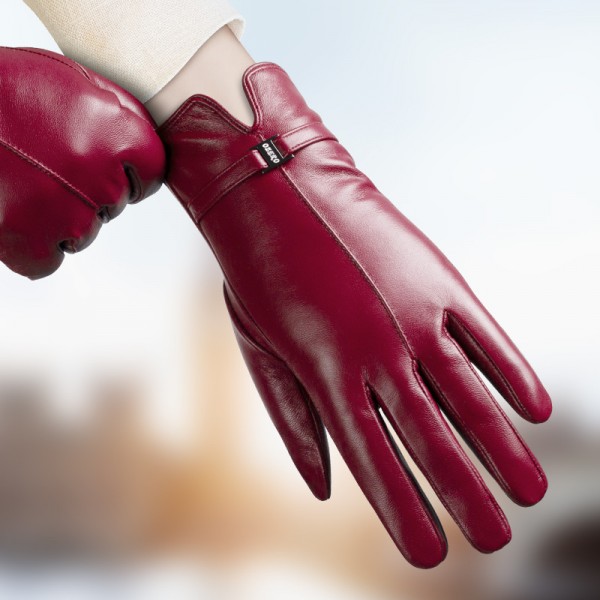 Winter Women's Windproof Thermal Gloves in Red
