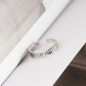 Vintage Mobius Twist Open Ring - MLYH226
