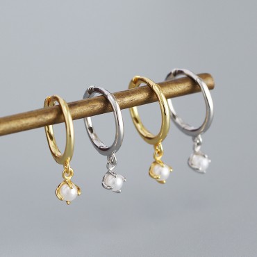 Metallic Style Pearl Dangle Earrings