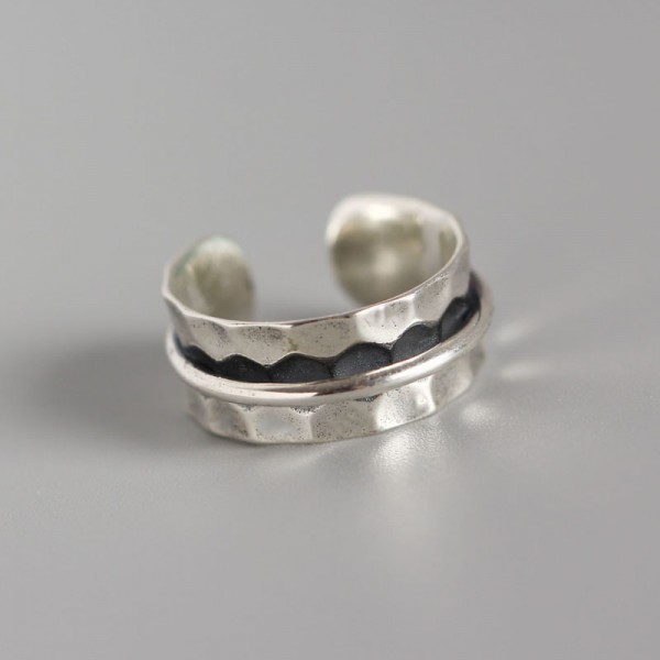 Vintage Hammered Textured Open Ring