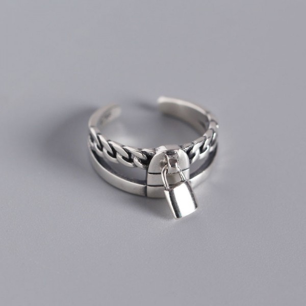 Vintage Chain Lock Open Ring