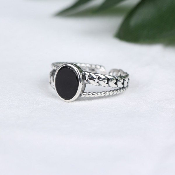 Vintage Oval Onyx Open Ring
