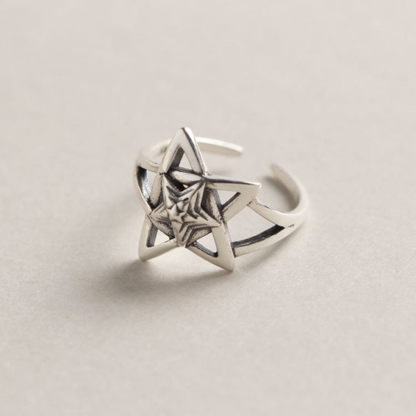 Vintage Overlapping Stars Open Ring