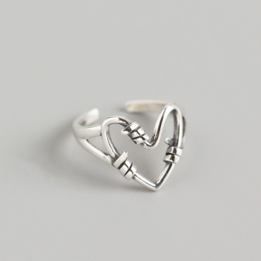 Vintage Wrapped Heart Open Ring