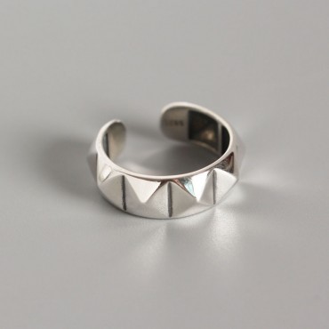 Metallic Punk Rivets Open Ring