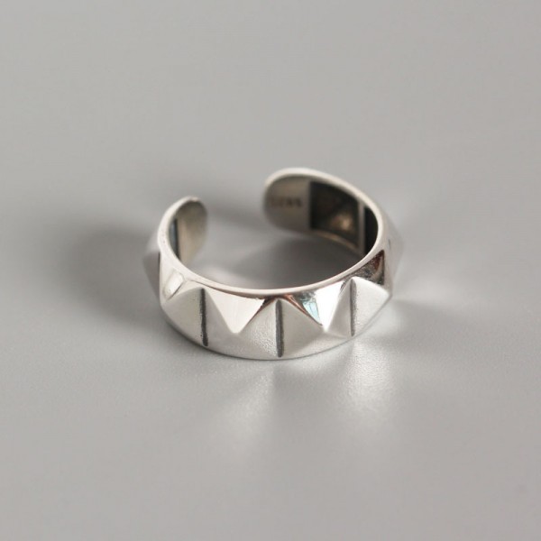 Metallic Punk Rivets Open Ring