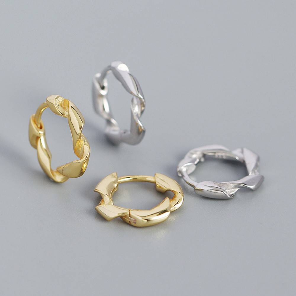 Metallic Twisted Hoop Earrings - MLYH211