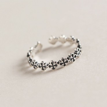 Vintage Gothic Cross Open Ring