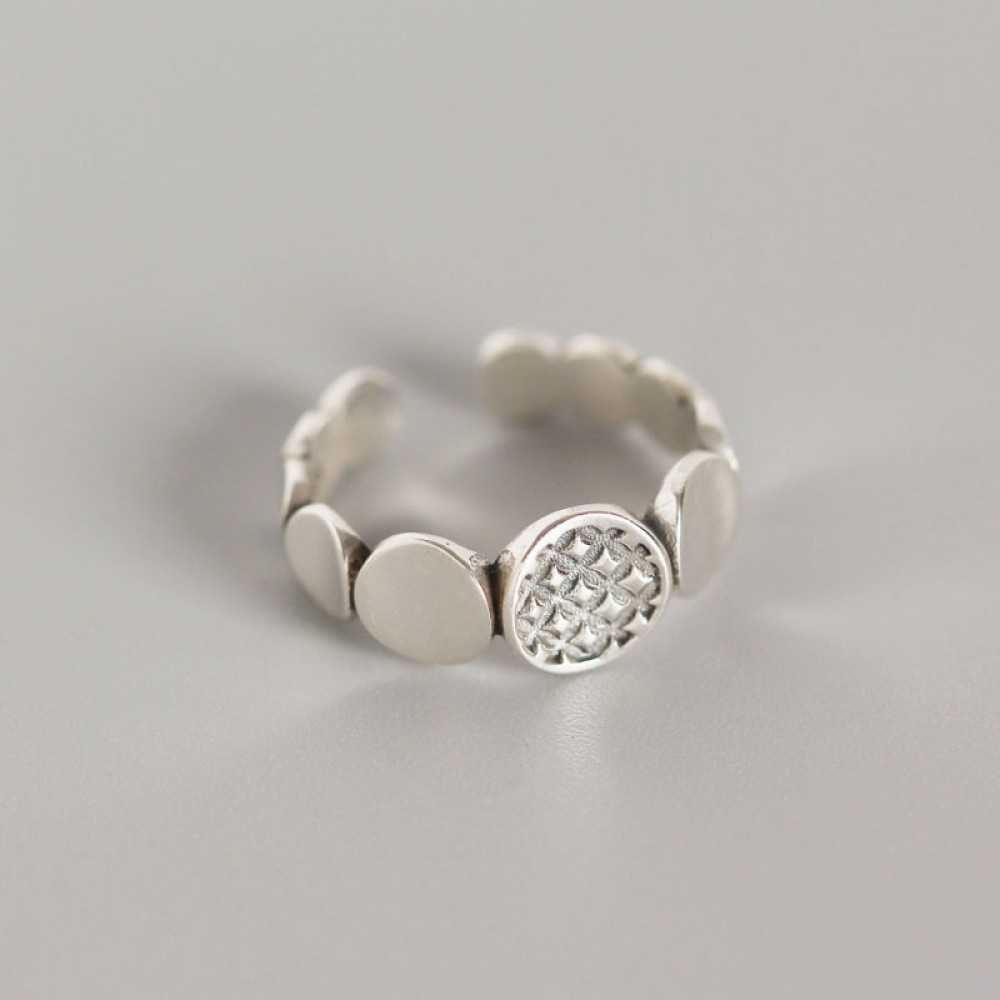 Vintage Twill Medallion Open Ring - MLYH231