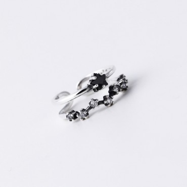 Vintage Black Star Open Ring