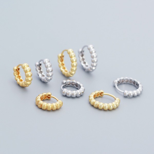 Minimalist Beaded Hoop Earrings