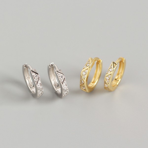 Minimalist Faceted Hoop Earrings