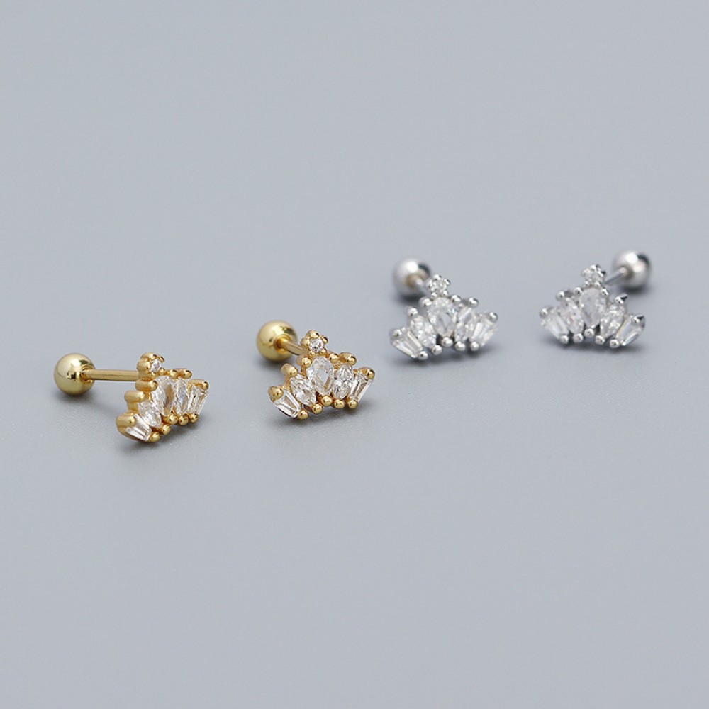 Sparkling Crown Stud Earrings - MLYH381