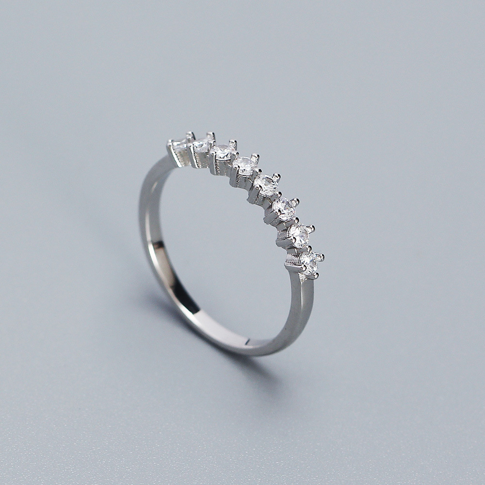 Sparkling Beaded Rhinestone Ring - MLYH407