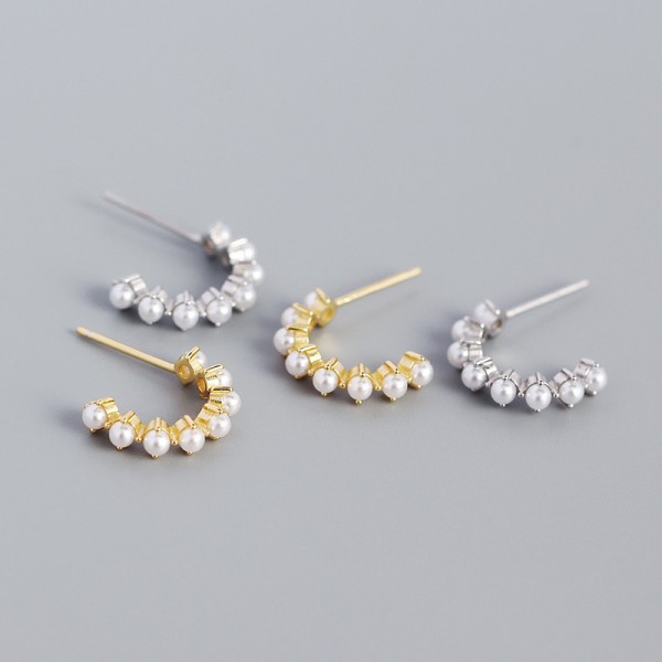 C-shaped Beaded Pearls Hoop Earrings