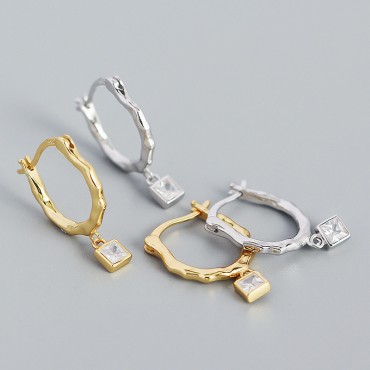 Irregular Solitaire Dangle Earrings
