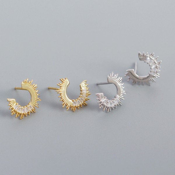 C-shaped Sunshine Stud Earrings