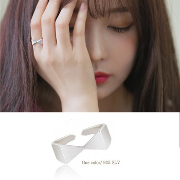 Glossy Bow Knot Open Ring