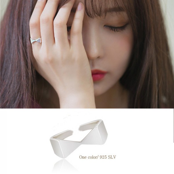 Glossy Bow Knot Open Ring