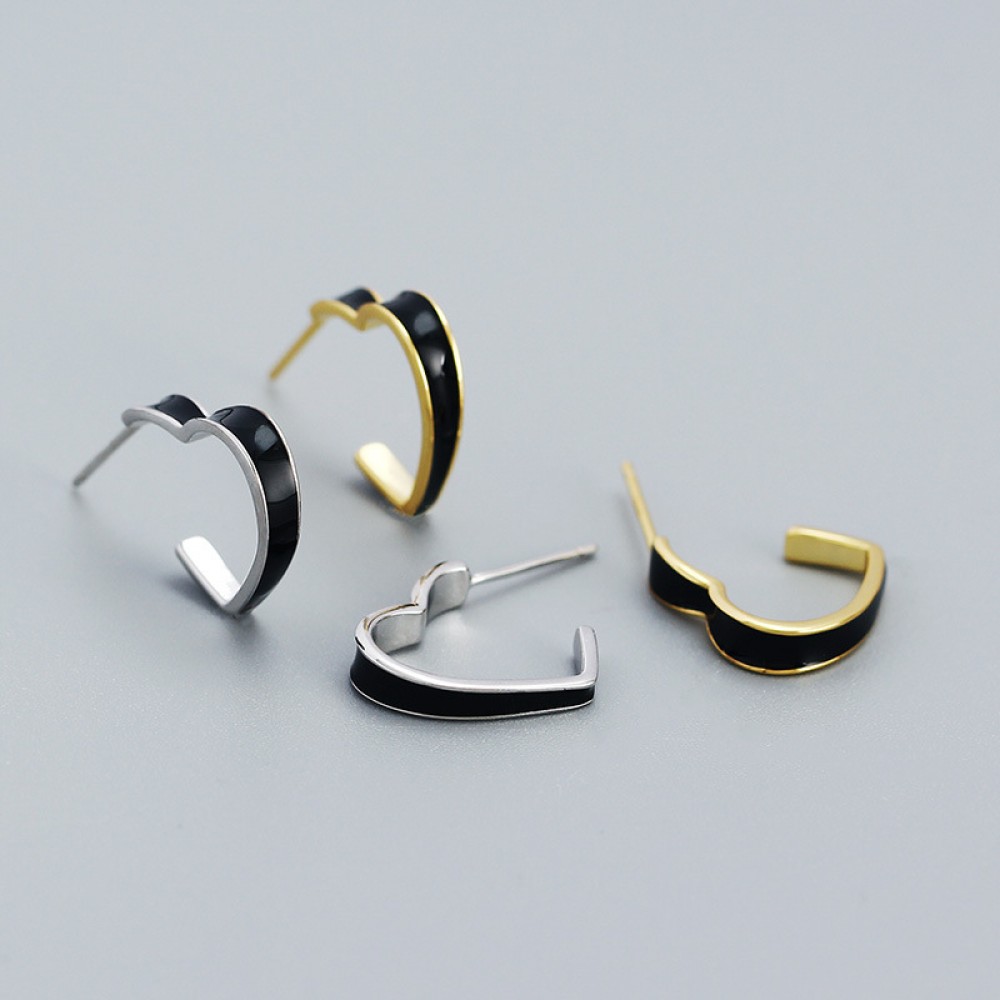 Elegant Heart Outline Stud Earrings - MLYH576