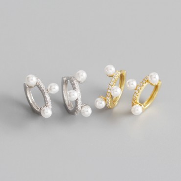 Minimalist Three Pearls Hoop Earrings