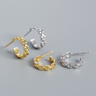 C-shaped Watch Chain Stud Earrings