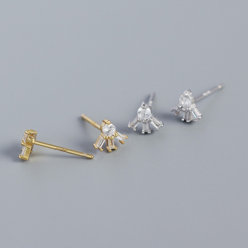 Fan-shaped Rectangular Rhinestone Stud Earrings - MLYH623