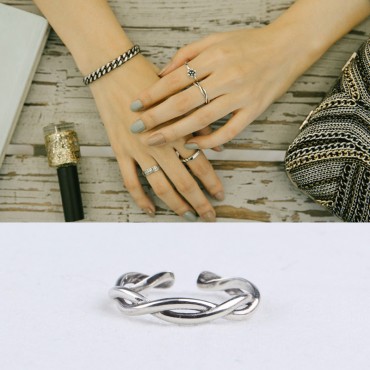 Vintage Twist Knot Open Ring