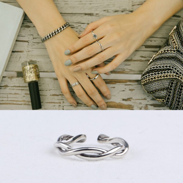Vintage Twist Knot Open Ring