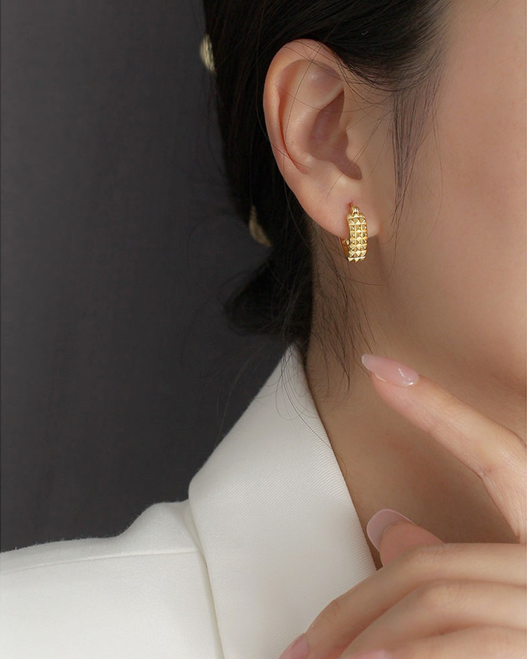 description picture for hoop earrings id MLYH609-3