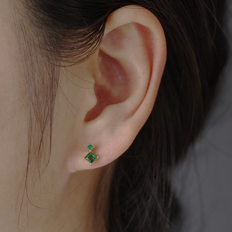 description picture for stud earrings id MLYH621-2